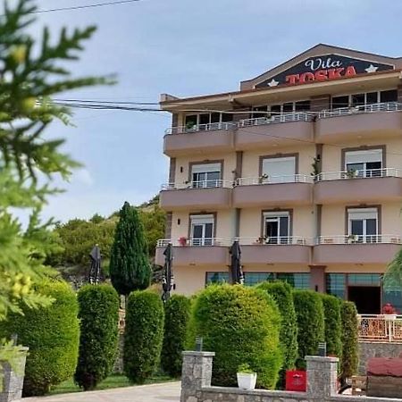 Hotel Vila Toska Piskupat Екстер'єр фото