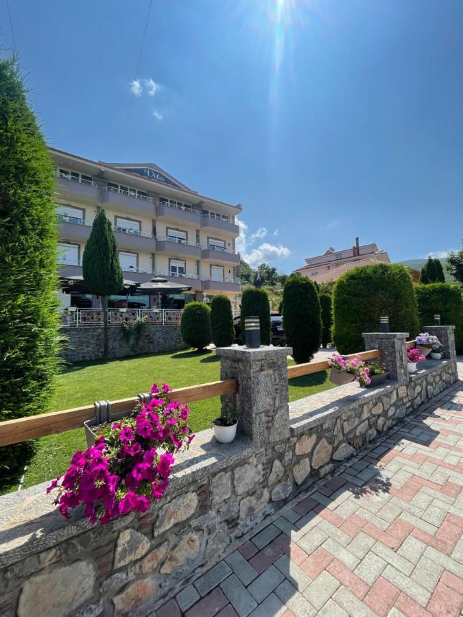 Hotel Vila Toska Piskupat Екстер'єр фото